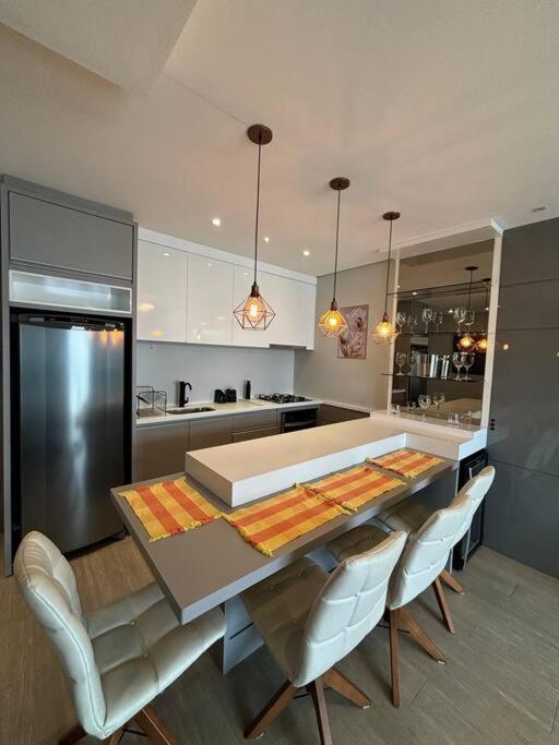 Apartamento Vista Mar Em Canasvieiras Florianopolis